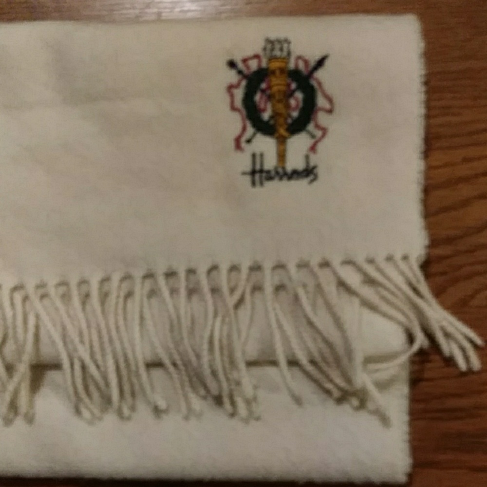 Vintage 1980 Harrods Pearl White Scarf